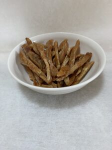 crickete jerky in a white dish